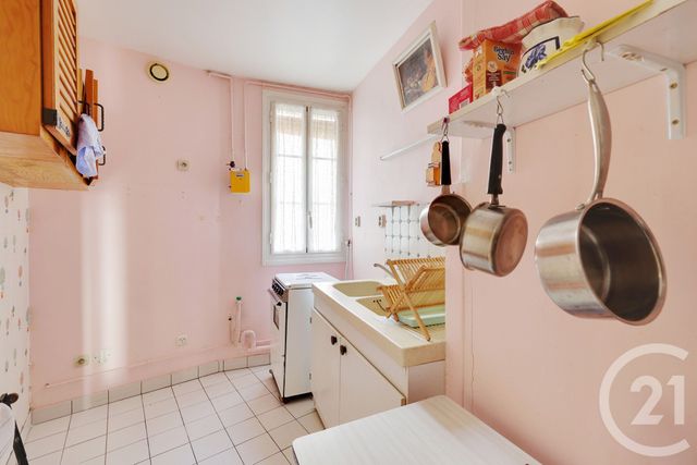 Appartement F3 à vendre - 3 pièces - 65.0 m2 - PARIS - 75015 - ILE-DE-FRANCE - Century 21 Vaugirard Convention