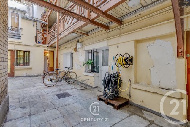 Appartement Studio à vendre - 1 pièce - 12.2 m2 - PARIS - 75015 - ILE-DE-FRANCE - Century 21 Vaugirard Convention