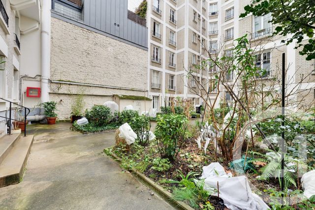 Appartement F2 à vendre - 2 pièces - 38.0 m2 - PARIS - 75015 - ILE-DE-FRANCE - Century 21 Vaugirard Convention