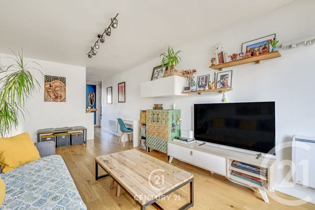 Appartement F3 à vendre - 3 pièces - 61.8 m2 - PARIS - 75015 - ILE-DE-FRANCE - Century 21 Vaugirard Convention