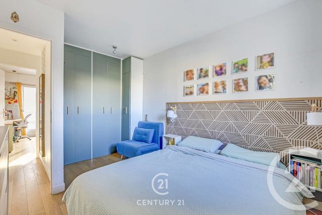 Appartement F3 à vendre - 3 pièces - 61.8 m2 - PARIS - 75015 - ILE-DE-FRANCE - Century 21 Vaugirard Convention