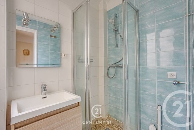 Appartement F3 à vendre - 3 pièces - 45.77 m2 - PARIS - 75015 - ILE-DE-FRANCE - Century 21 Vaugirard Convention