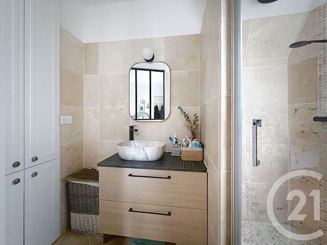 Appartement T4 à vendre - 4 pièces - 80.41 m2 - PARIS - 75015 - ILE-DE-FRANCE - Century 21 Vaugirard Convention