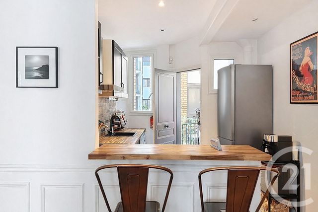 Appartement T4 à vendre - 4 pièces - 80.41 m2 - PARIS - 75015 - ILE-DE-FRANCE - Century 21 Vaugirard Convention