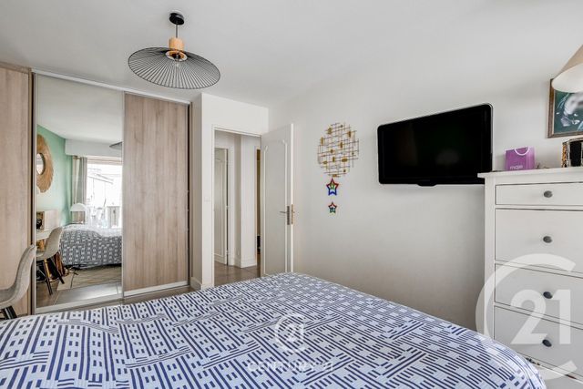 Appartement F4 à vendre - 4 pièces - 81.53 m2 - PARIS - 75015 - ILE-DE-FRANCE - Century 21 Vaugirard Convention