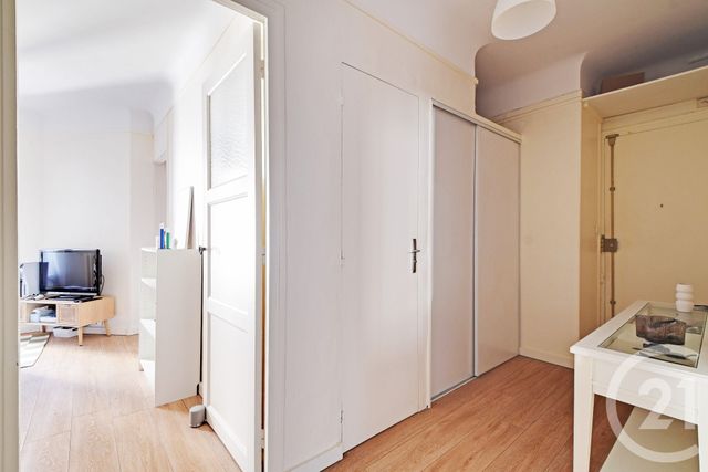 Appartement F2 à vendre - 2 pièces - 40.0 m2 - PARIS - 75015 - ILE-DE-FRANCE - Century 21 Vaugirard Convention