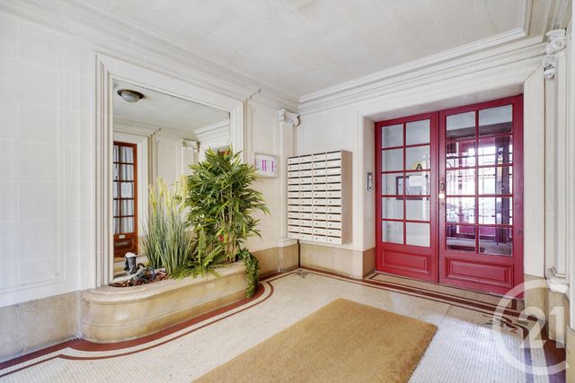 Appartement F3 à vendre - 3 pièces - 67.29 m2 - PARIS - 75015 - ILE-DE-FRANCE - Century 21 Vaugirard Convention