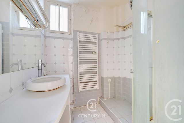 Appartement à vendre - 6 pièces - 98.35 m2 - PARIS - 75015 - ILE-DE-FRANCE - Century 21 Vaugirard Convention