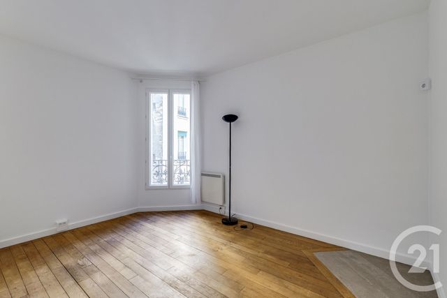 Appartement F2 à vendre - 2 pièces - 35.2 m2 - PARIS - 75015 - ILE-DE-FRANCE - Century 21 Vaugirard Convention