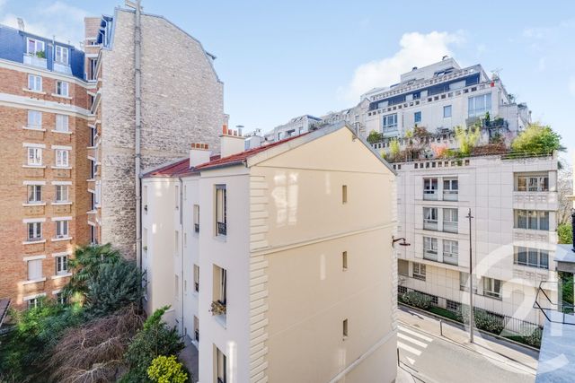 Appartement F2 à vendre - 2 pièces - 35.2 m2 - PARIS - 75015 - ILE-DE-FRANCE - Century 21 Vaugirard Convention