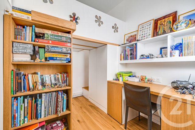 Appartement F6 à vendre - 6 pièces - 104.0 m2 - PARIS - 75015 - ILE-DE-FRANCE - Century 21 Vaugirard Convention