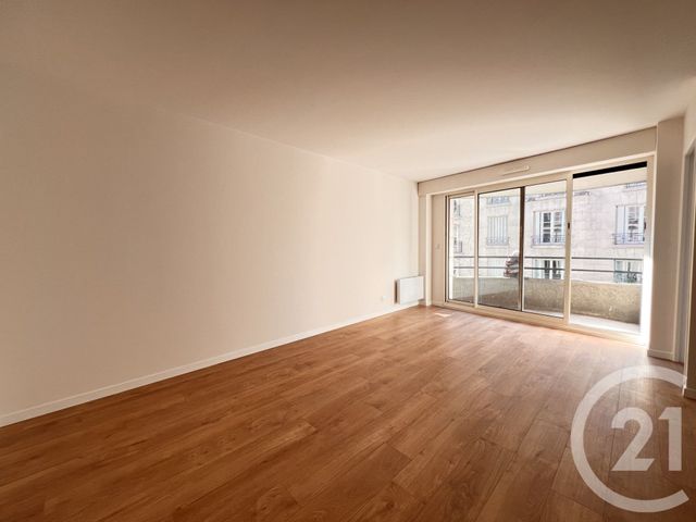 Appartement F3 à vendre - 3 pièces - 52.26 m2 - PARIS - 75015 - ILE-DE-FRANCE - Century 21 Vaugirard Convention