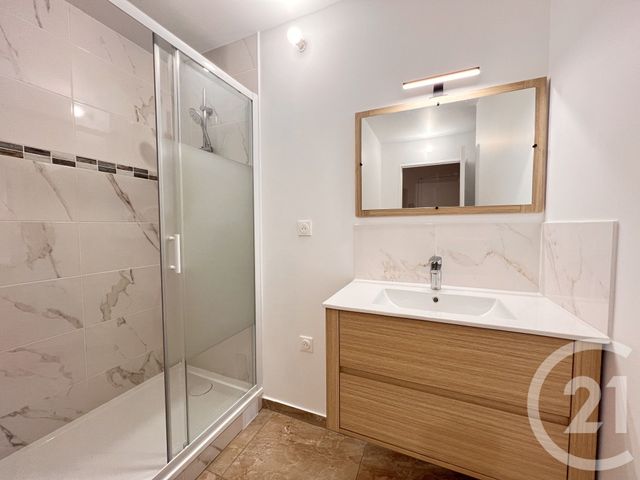 Appartement F3 à vendre - 3 pièces - 52.26 m2 - PARIS - 75015 - ILE-DE-FRANCE - Century 21 Vaugirard Convention