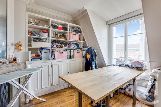 Appartement F4 à vendre - 4 pièces - 61.7 m2 - VANVES - 92 - ILE-DE-FRANCE - Century 21 Vaugirard Convention