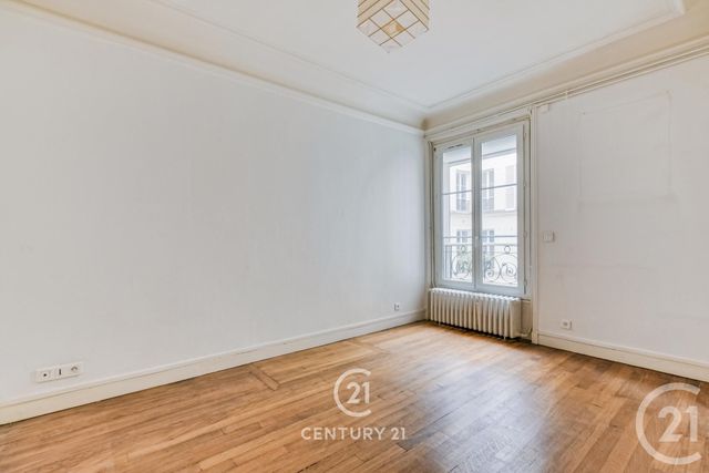 Appartement à vendre - 4 pièces - 80.3 m2 - PARIS - 75019 - ILE-DE-FRANCE - Century 21 Vaugirard Convention