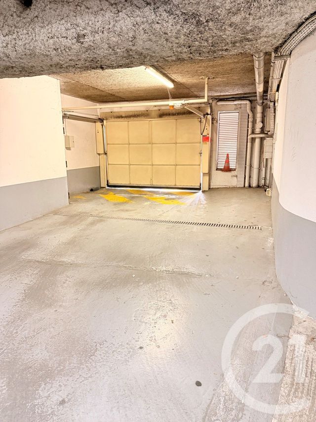 parking à vendre - 12.0 m2 - PARIS - 75015 - ILE-DE-FRANCE - Century 21 Vaugirard Convention