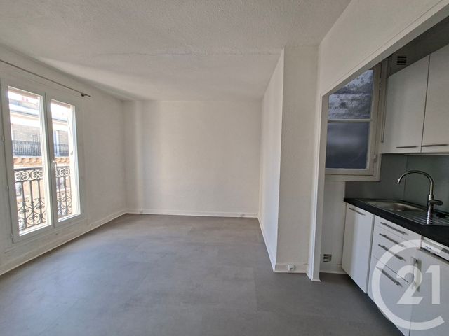 Appartement Studio à louer PARIS