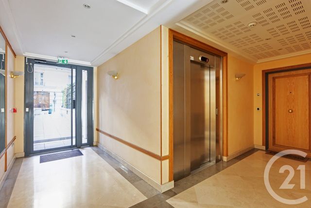 Appartement F4 à vendre - 4 pièces - 117.0 m2 - PARIS - 75015 - ILE-DE-FRANCE - Century 21 Vaugirard Convention