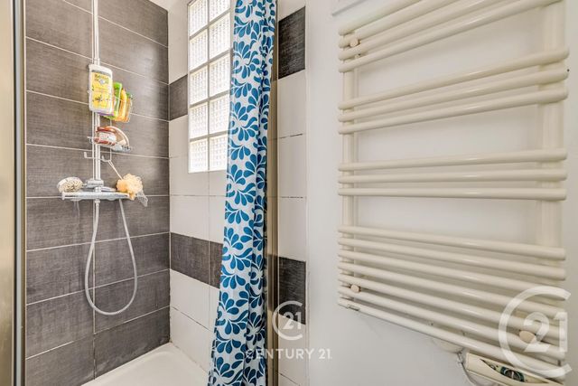 Appartement à vendre - 2 pièces - 41.4 m2 - PARIS - 75015 - ILE-DE-FRANCE - Century 21 Vaugirard Convention