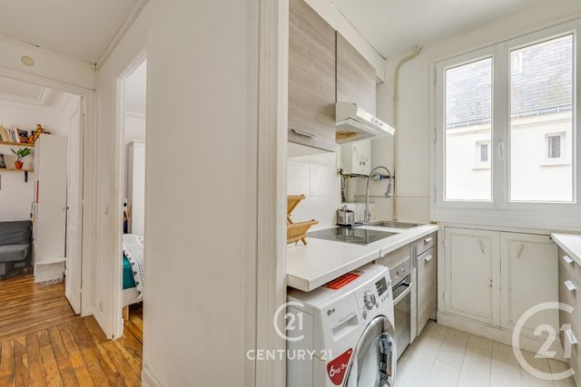 Appartement à vendre - 2 pièces - 41.4 m2 - PARIS - 75015 - ILE-DE-FRANCE - Century 21 Vaugirard Convention