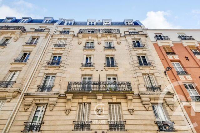 Appartement T2 à vendre - 2 pièces - 23.25 m2 - PARIS - 75015 - ILE-DE-FRANCE - Century 21 Vaugirard Convention