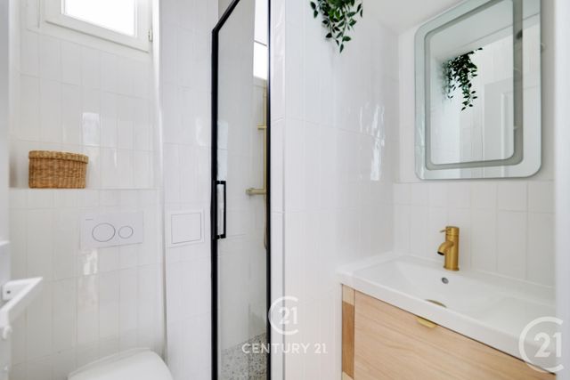 Appartement F1 à vendre - 1 pièce - 24.55 m2 - PARIS - 75015 - ILE-DE-FRANCE - Century 21 Vaugirard Convention