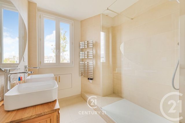 Appartement T2 à vendre - 2 pièces - 51.37 m2 - PARIS - 75015 - ILE-DE-FRANCE - Century 21 Vaugirard Convention