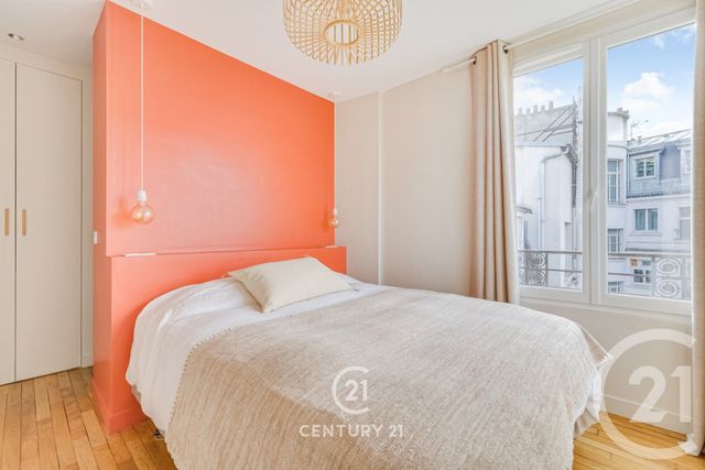 Appartement T2 à vendre - 2 pièces - 51.37 m2 - PARIS - 75015 - ILE-DE-FRANCE - Century 21 Vaugirard Convention