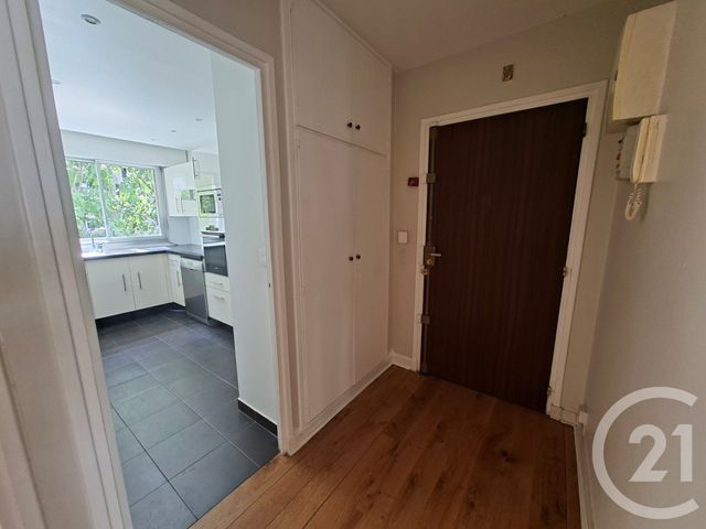 Appartement F4 à louer - 4 pièces - 80.52 m2 - PARIS - 75015 - ILE-DE-FRANCE - Century 21 Vaugirard Convention