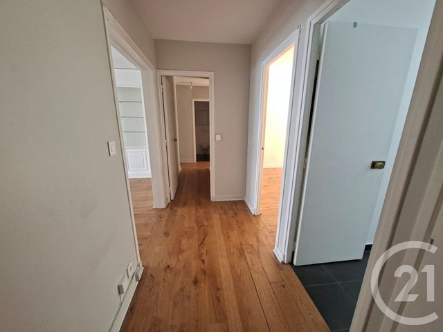Appartement F4 à louer - 4 pièces - 80.52 m2 - PARIS - 75015 - ILE-DE-FRANCE - Century 21 Vaugirard Convention