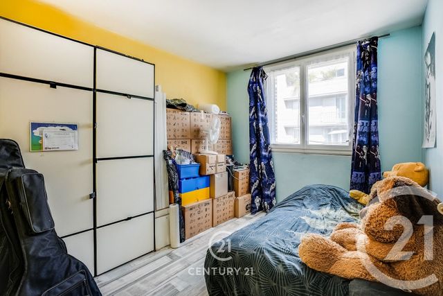Appartement F4 à vendre - 4 pièces - 68.31 m2 - PARIS - 75015 - ILE-DE-FRANCE - Century 21 Vaugirard Convention