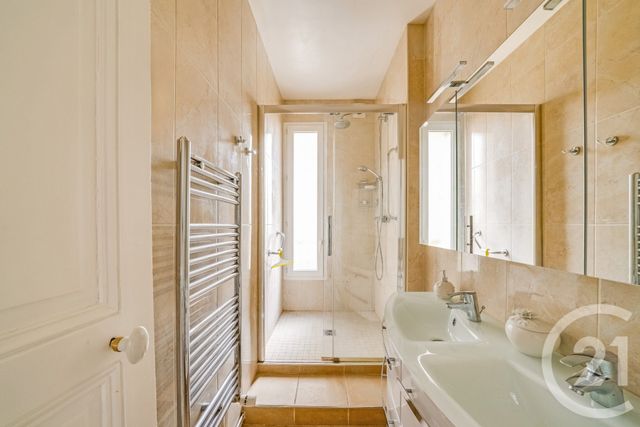 Appartement F6 à louer - 6 pièces - 168.26 m2 - PARIS - 75013 - ILE-DE-FRANCE - Century 21 Vaugirard Convention