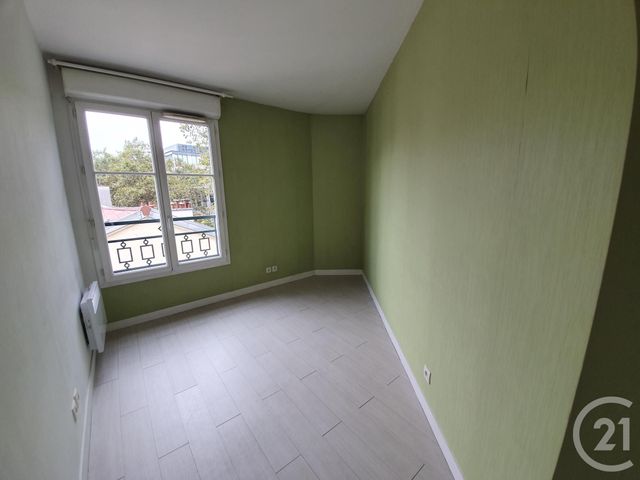 Appartement F3 à louer - 3 pièces - 65.02 m2 - MONTROUGE - 92 - ILE-DE-FRANCE - Century 21 Vaugirard Convention