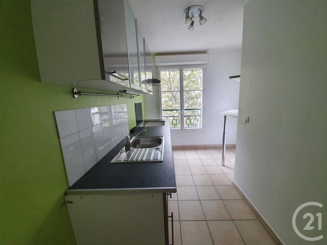 Appartement F3 à louer - 3 pièces - 65.02 m2 - MONTROUGE - 92 - ILE-DE-FRANCE - Century 21 Vaugirard Convention