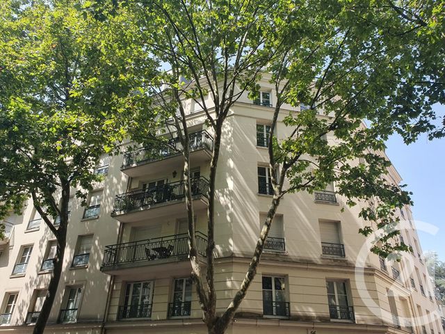 Appartement F3 à louer - 3 pièces - 65.02 m2 - MONTROUGE - 92 - ILE-DE-FRANCE - Century 21 Vaugirard Convention