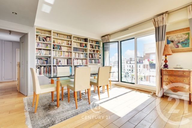 Appartement F5 à vendre - 5 pièces - 92.21 m2 - PARIS - 75015 - ILE-DE-FRANCE - Century 21 Vaugirard Convention