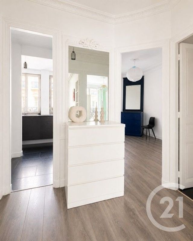 Appartement T3 à vendre - 3 pièces - 53.11 m2 - PARIS - 75015 - ILE-DE-FRANCE - Century 21 Vaugirard Convention