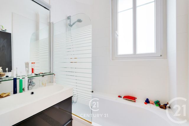 Appartement F3 à vendre - 3 pièces - 59.04 m2 - PARIS - 75015 - ILE-DE-FRANCE - Century 21 Vaugirard Convention