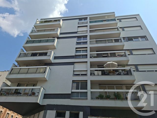 Appartement à louer - 2 pièces - 56.84 m2 - PARIS - 75015 - ILE-DE-FRANCE - Century 21 Vaugirard Convention