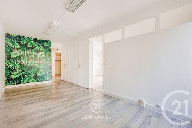 Appartement T4 à vendre - 4 pièces - 60.51 m2 - PARIS - 75015 - ILE-DE-FRANCE - Century 21 Vaugirard Convention