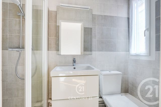 Appartement T1 à vendre - 1 pièce - 13.75 m2 - PARIS - 75015 - ILE-DE-FRANCE - Century 21 Vaugirard Convention