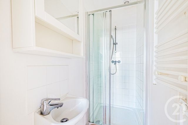 Appartement F2 à vendre - 2 pièces - 38.0 m2 - PARIS - 75015 - ILE-DE-FRANCE - Century 21 Vaugirard Convention