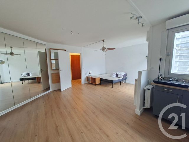 Appartement F1 à louer - 1 pièce - 33.43 m2 - PARIS - 75015 - ILE-DE-FRANCE - Century 21 Vaugirard Convention