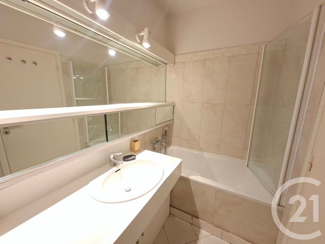 Appartement F2 à louer - 2 pièces - 44.22 m2 - PARIS - 75015 - ILE-DE-FRANCE - Century 21 Vaugirard Convention